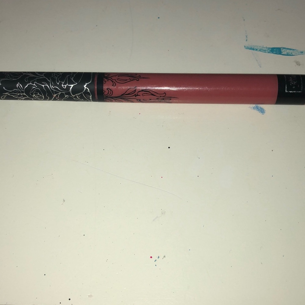 Liquid matte lipstick!